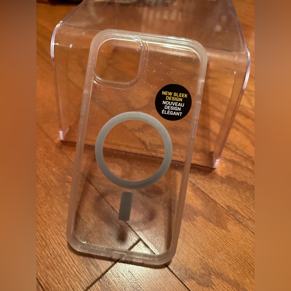 *Brand new otter box symmetry series + IPhone 14 Plus. It’s not for a Pro Max .